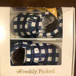 Freshly Picked brand - blue and white moccasins Size 3 infant